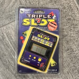NEW Vintage Radica Triple 7 Slot Electronic Handheld Game 1998